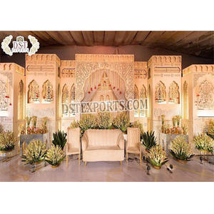 Glamourous Rajasthani Theme Wedding Stage Rajasthani Theme Stage para bodas tradicionales Jharonkha Theme Royal Wedding Stage UK - Product Image 1