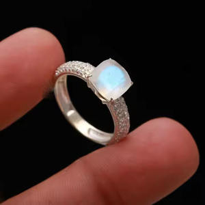 Anillo de Plata de Ley 925 con corte de cojín de piedra lunar arcoíris diseño único con diamante y Perla mejor regalo de aniversario para mujer - Product Image 2