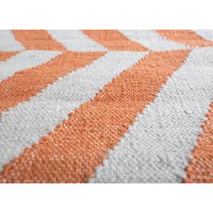 Alfombras Indusbar ADWV-13001 de Lana y Viscosa con Tejido Plano en Chevron Rojo y Naranja para Uso Doméstico - Product Image 3