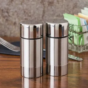 Vente en gros ensemble salière et poivrière en acier inoxydable Vaisselle OEM Distributeur d'herbes aromatiques et d'épices en vrac avec logo personnalisé en option - Product Image 1