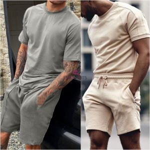 Conjunto de dos piezas para hombre, camiseta de manga corta y pantalones cortos, Color liso, para Fitness - Product Image 3