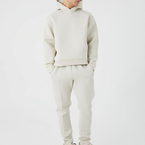 Chándal deportivo de invierno para hombre superventas, ropa deportiva informal y personalizada de alta calidad con cuello con capucha, respetuoso con el medio ambiente - Product Image 1