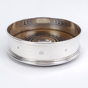 Luxury Stainless Steel Nickel Plated <b>Bottle</b> <b>Coaster</b> for Dining Table Home Bar Kitchen Decor Handmade Durable Bar Accessories Set - Product Image 6