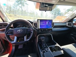 โตโยต้า ทันดรา SR5 ปี 2024 มือสอง สภาพดี - Product Image 3