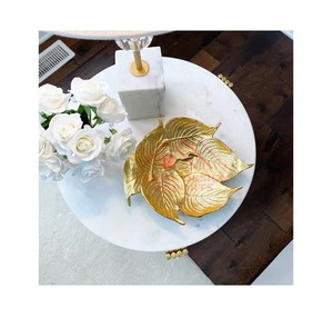 Centros de mesa/Tazón de frutas de diseño elegante para decoración de boda Tazón superventas/Tazón de flores de hoja dorada de aluminio fundido - Product Image 1