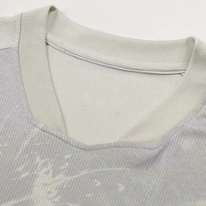 เสื้อฟุตบอลสั่งทำ ราคาดีที่สุด โพลีเอสเตอร์ 100% สีตามสั่ง โลโก้คุณภาพสูง สำหรับผู้ใหญ่ มีสินค้าพร้อมส่ง - Product Image 3