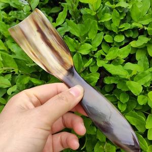 Cuillère en corne de buffle artisanale, rustique et luxueuse, ustensile de cuisine naturel - Product Image 5