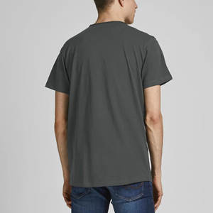 T-shirts à col rond à manches courtes surdimensionnés pour hommes - Product Image 6