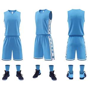 Conjunto de Uniforme de Fútbol Personalizado Unisex 100% Poliéster con Pantalones Cortos, Ropa Deportiva Estampada para Equipos, Uniformes Personalizables para Entrenamiento - Product Image 4