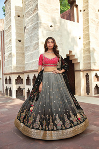 Maruti Mode Readymade Indien Ethnique Porter Lourd Jacquard Soie Mariée Lehenga Choli Broderie Paillettes Travail Net Dupatta pour - Product Image 5