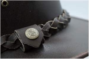 Chapeau en cuir de luxe résistant aux intempéries, ultra durable et conçu pour le style, le confort et les grands espaces - Product Image 3