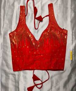 Prêt à porter femmes indiennes Designer broderie travail Blouses fête porter mariage Designer dernières dames porter Blouse Alphanumero - Product Image 1