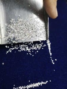 เพชรทรงกลมธรรมชาติ VS-GH Clarity ขนาด 0.80 มม. ถึง 1.25 มม. หลากหลายสี สำหรับการทำเครื่องประดับสุดหรู - Product Image 4