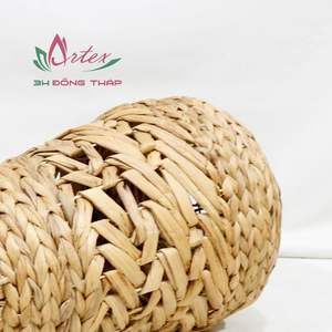 Lanterne traditionnelle vietnamienne en jacinthe d'eau avec bougeoir pour la maison, le restaurant et l'hôtel - Product Image 6