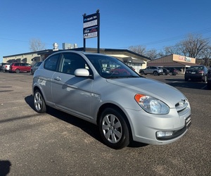 Gran Oferta: Hyundai Accent SE 2010 Usado, Hatchback de 2 Puertas, Tracción Delantera, Listo para Enviar - Product Image 1