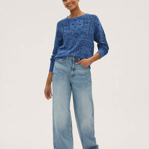 Sudadera de Algodón de Alta Calidad para Mujer, Talla Grande, Cuello Personalizado, Estilo Invernal, Lavado Ácido, Cristal Frontal Personalizado - Product Image 1