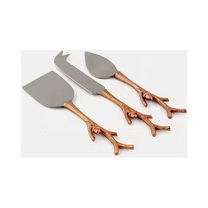 Ensemble de couverts élégants en acier inoxydable au design moderne, 3 couteaux à fromage, cadeaux d'affaires, ustensiles de cuisine - Product Image 1