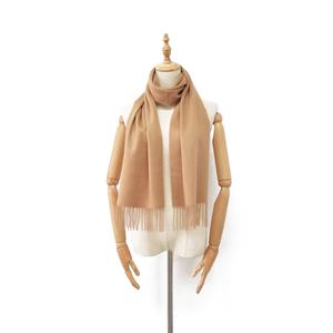 Bufanda Multifuncional Larga de Poliéster 100% Real para Todas las Temporadas, Chal Grueso y Cálido para Mujer, Uso Diario y al Aire Libre - Product Image 4