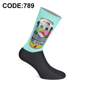 Calcetines Hechos en Turquía con Estampado Digital de 360 Grados, Gráficos de Sublimación, Arte de Alta Definición, Calcetines Unisex de Corte Clásico - Product Image 3