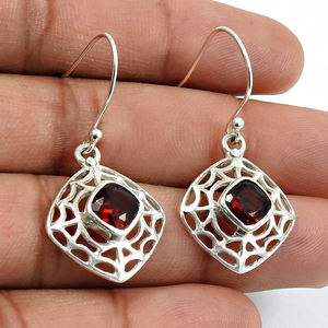 ของขวัญวันครบรอบสําหรับเธอ 925 เงินสเตอร์ลิงสีแดงโกเมนธรรมชาติอัญมณีเบาะรูปร่างห้อยต่างหูมุกเดือนมกราคมเครื่องประดับ - Product Image 4