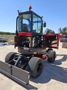 รถขุดตีนตะขาบ XN35L Pro น้ำหนักใช้งาน 5 ตัน สภาพใหม่ พร้อมเครื่องยนต์ไฟฟ้ายี่ห้อ Yuchai ปั๊ม Huade PLC สำหรับงานฟาร์ม - Product Image 3