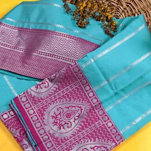 FAB ZONE NOUVEAU DESIGN EXCLUSIF SAREE EN SOIE GEORGETTE ANTI-PLIS LONGUEUR PLIÙE À LA PLIURE, AVEC RICHE PALLU ET TRAVAIL JACQUARD SUR TOUT LE SAREE - Product Image 4