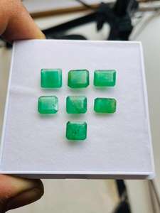 Esmeralda Natural, 7 Piezas de Gema con Corte Esmeralda, Buena Calidad, Lustre y Bonito Color Verde, Pulido Perfecto para Cualquier Joyería - Product Image 3