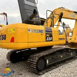 Excavadora Komatsu PC220-8 de Segunda Mano de Alta Calidad, Maquinaria de Movimiento de Tierras en Venta a Bajo Precio - Product Image 4
