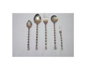 Cuillères uniques en forme de cœur Couverts en acier inoxydable Ensemble de couverts faits à la main pour cadeau Finition de la plus haute qualité au prix de vente entier - Product Image 3