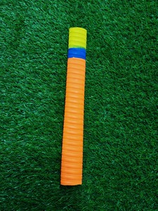 Poignées de chauve-souris de cricket légères et antidérapantes de haute qualité, de taille standard personnalisée et de couleurs unies, vente en gros à bon prix - Product Image 3