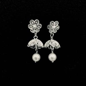 Boucles d'oreilles pendantes Jhaalar en filigrane argenté de haute qualité pour femmes, perles Moti, faites à la main, scintillantes, plaquées argent - Product Image 2