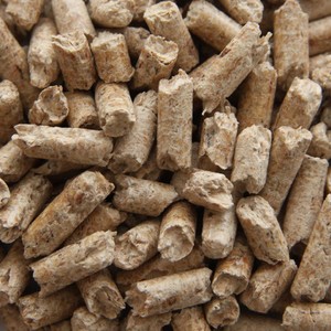 Granulés de bois de pin 6 mm en forme de bâtonnets, haute valeur calorifique (>4700 kcal/kg) pour poêles à granulés, chaudières à granulés, barbecues, écologiques - Product Image 2