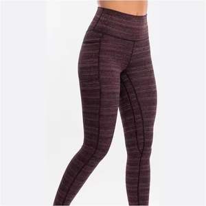 Leggings solides taille haute de luxe pour femmes tissu respirant anti-transpiration avec compression pour vêtements actifs et décontractés - Product Image 3