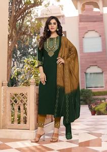 Tissage en rayonne pure avec travail de miroir à broderie lourde et lustre pur Dupatta Kurtis ensemble pour femme - Product Image 4