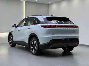 ARCFOX Alpha T5 520 MAX SUV électrique 2024 Magnas Heritage Autonomie 520 km 5 places L2 ADAS - Product Image 3