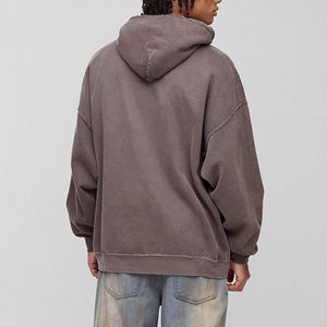 Sweat à capuche personnalisé en molleton 100 % coton 370 g/m² avec impression araignée délavée à l'acide, coupe classique, logo en strass, couleur personnalisée - Product Image 2