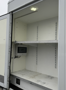 Camion frigorifique industriel pour le transport alimentaire Modèle 1VEC 80-190 Alimenté au GNC OEM/ODM Personnalisable Garantie de 3 ans - Product Image 2