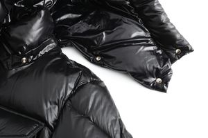 Veste matelassée d'hiver pour homme avec logo personnalisé tendance, veste chaude à capuche matelassée pour un usage décontracté en plein air, veste noire pour homme - Product Image 5