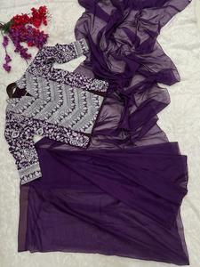 Sari de Alta Calidad de Fab Zone, Diseño de Última Moda con Bordado y Cordones, Tela de Imitación Georgette, Listo para Usar, Ideal para Fiestas y Festivales - Product Image 3