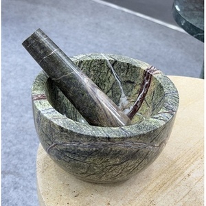Ensemble mortier et pilon classique en pierre naturelle fait main avec finition polie, moulin à épices et herbes en marbre noir écologique - Product Image 1