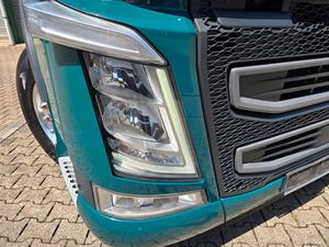 Nuovo Volvo FH 500 Glob.6x2 Euro6 con Trasmissione Automatica, Motore Diesel 451-500 CV, Capacità di Carico 21-30T, Sedile con Sospensione Pneumatica - Product Image 4