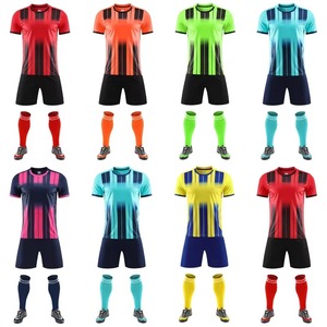 Vente en gros d'uniforme de football avec logo personnalisé Maillot de football de haute qualité à séchage rapide de vêtements de sport pour hommes - Product Image 1