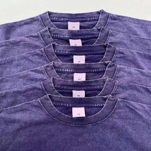 Camisetas al por mayor de algodón 100% de 180 g, unisex, estilo vintage, con lavado ácido, corte regular oversize, efecto desgastado, estilo urbano, OEM - Product Image 2