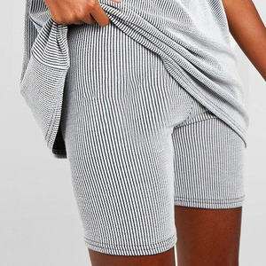 Logo personnalisé pour femmes 2 pièces en coton col rond à manches courtes vêtements de détente couleur unie moulante élastique côtelé T-Shirt genou décontracté - Product Image 6