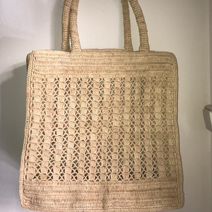 Lindo bolso de rafia para mujer de Madagascar, bolso de mano con bolsillo interior con cierre de cordón con asas de rafia y esquinas - Product Image 1