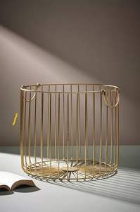 Cesto de Ropa Decorativo de Hierro, Perfecto para Organizar la Ropa sin Comprometer el Estilo de Decoración del Hogar - Product Image 5