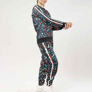 ชุด jaet jaet ของผู้หญิงฉ่ำ coutour เสื้อครอปผ้า Veet ทรงสลิมฟิตเสื้อมีหมวกกำมะหยี่สำหรับฤดูหนาวโลโก้หรูหราที่กำหนดเอง - Product Image 3