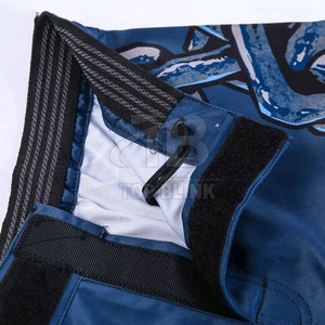 Pantalones cortos deportivos MMA para hombre de gran oferta, ajuste holgado, poliéster hecho con patrón sólido, estilo deportivo - Product Image 6