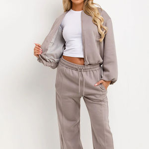 ชุดวอร์มแขนยาวผ้าเนื้อนุ่ม ดีไซน์ล่าสุด สวมใส่สบาย ผ้าฟลีซสัมผัสนุ่ม คุณภาพทนทาน - Product Image 6