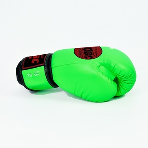 Gants de boxe en cuir véritable personnalisés en gros toutes les tailles avec des matériaux de meilleure qualité avec logo personnalisé gants de boxe - Product Image 4